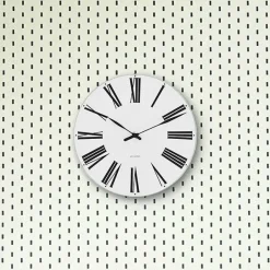 Arne Jacobsen Clocks Roman Vægur af Arne Jacobsen (Ø: 48)><noscript><img width=