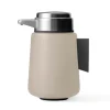 Vipp Sæbedispenser til væg, Holger's Beige fra> Sæbedispensere
