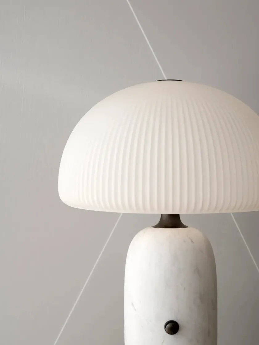 Vipp Sculpture bordlampe, lille fra> Spots