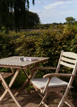 Fritz Hansen Skagerak Selandia Sæt, 4 armstole og bord 147 fra><noscript><img width=