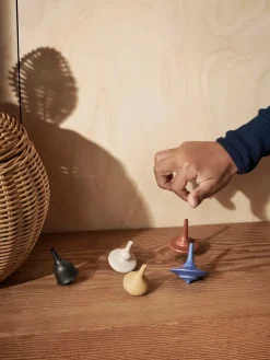 Ferm Living Spin Tops, sæt á 5 stk. fra><noscript><img width=