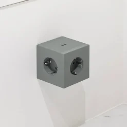 Avolt Square 2 Stikdåse med USB, sort fra><noscript><img width=