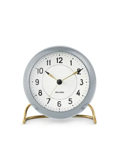Arne Jacobsen Clocks Station Bordur, grøn af Arne Jacobsen><noscript><img width=