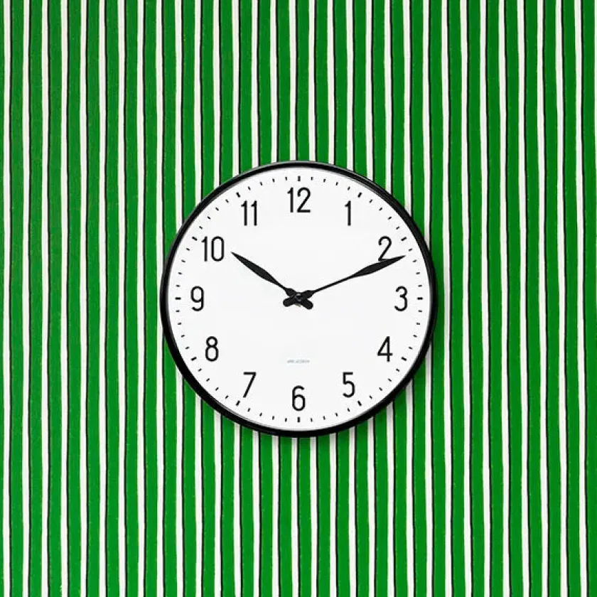 Arne Jacobsen Clocks Station vægur af Arne Jacobsen (Ø: 48)> Gaver Til Ham|Vægure