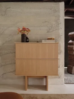 Ferm Living Stilt Sideboard, double fra> Kommoder