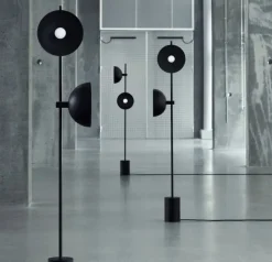 Handvärk Studio Lamp gulvlampe fra HANDVÄRK><noscript><img width=