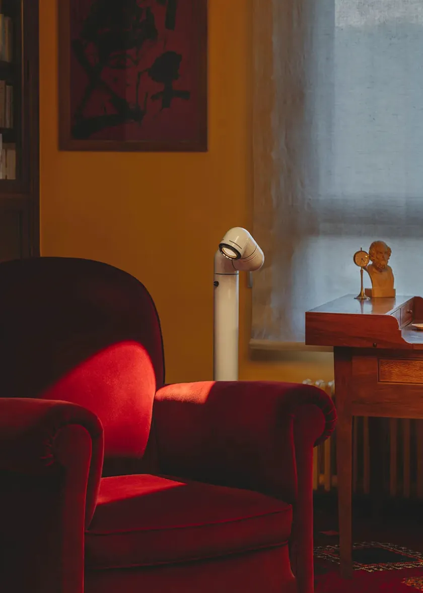 Santa & Cole Tatu Alta Gulvlampe, white grey fra Santa and Cole> Gulvlamper|Spots