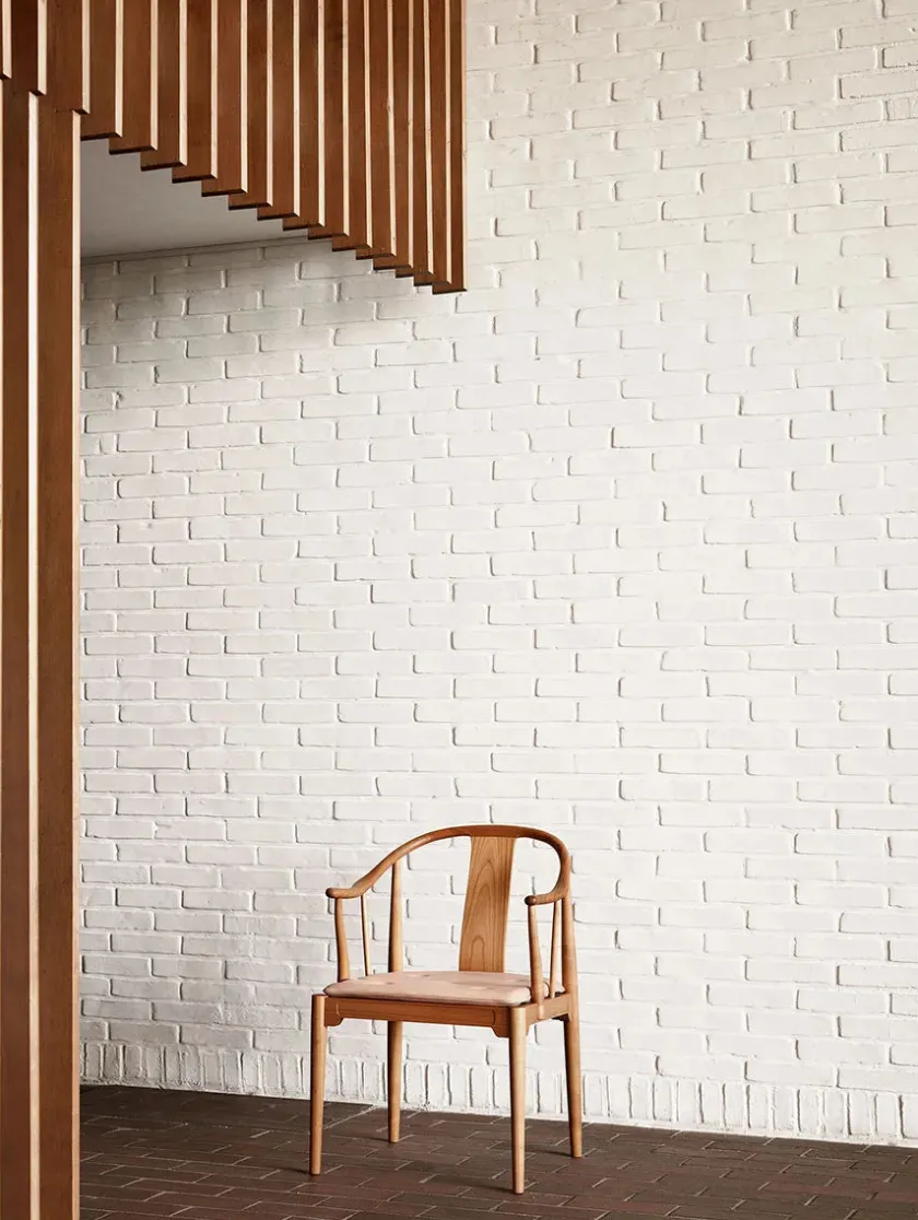 Fritz Hansen 80th Anniversary Edition Kinastolen af Hans J. Wegner> Spisebordsstole