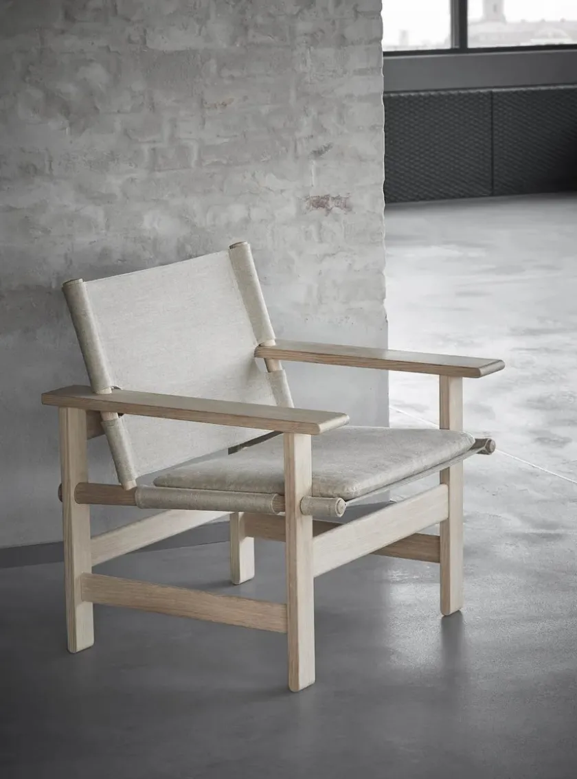Fredericia Furniture The Canvas Chair, sæbebehandlet eg natur canvas af Børge Mogensen> Loungestole|Lænestole