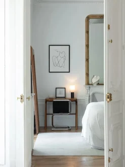 Louise Roe The Eight Over Eight Lamp Small, beige travertine fra><noscript><img width=