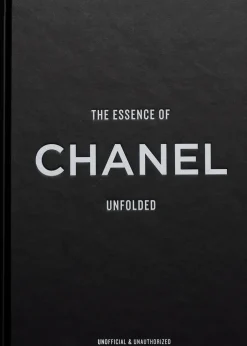 New Mags The Essence of Yves Saint Laurent fra><noscript><img width=