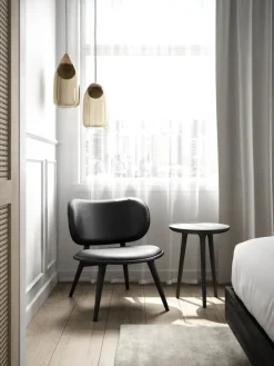 Mater The Lounge Chair, sirka grå eg med sort læder fra><noscript><img width=