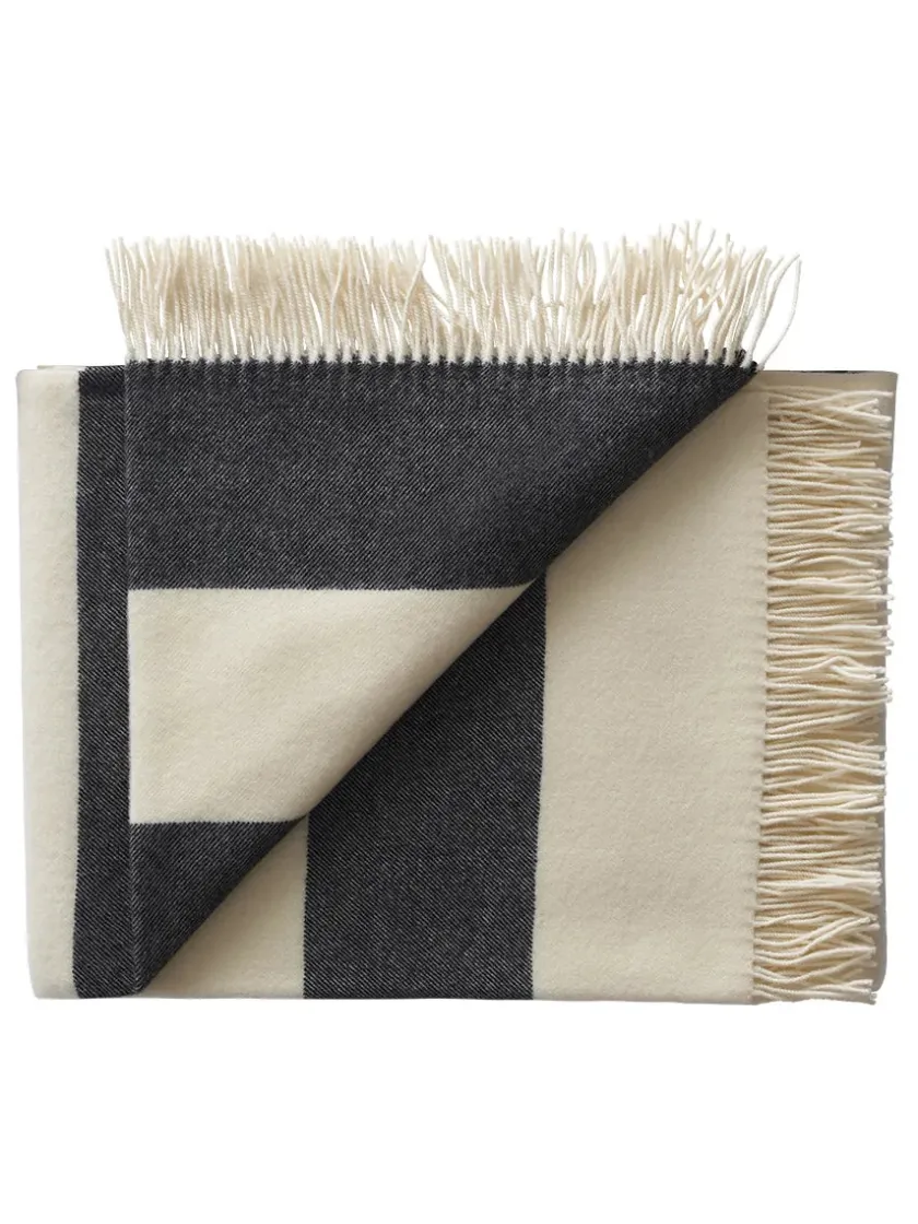 Silkeborg Uldspinderi The Sweater Plaid, cobalt fra> Puder Og Plaider