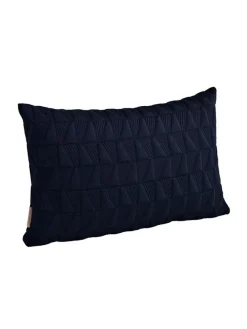 Fritz Hansen Trapez Pude 60x40 i midnight blue af Arne Jacobsen> Puder Og Plaider|Puder