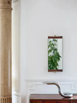 GUBI Vanity Mirror 3 fra><noscript><img width=