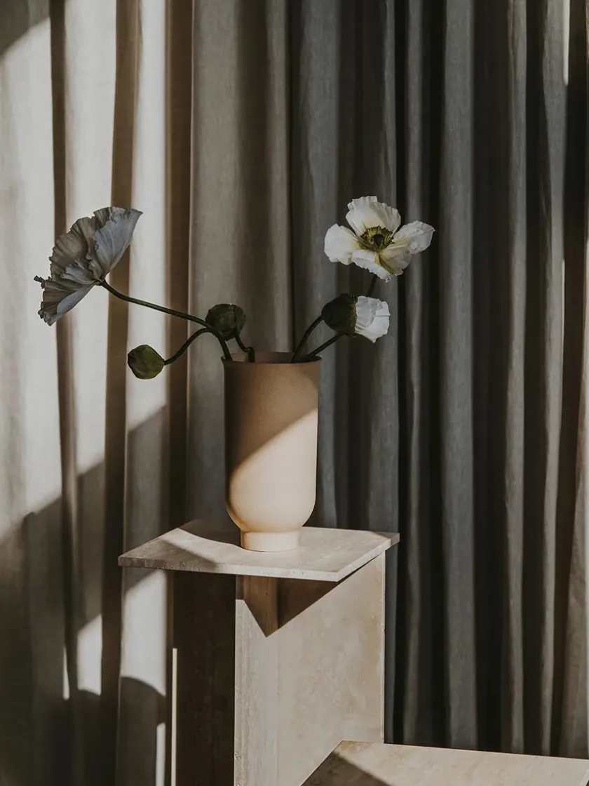 Wabi Sabi Nordic Venus Sidebord fra> Sideborde Og Små Borde
