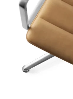 Vipp 452 Swivel Chair, camel læder fra><noscript><img width=