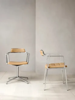 Vipp 452 Swivel Chair, camel læder fra><noscript><img width=