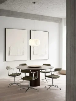 Vipp 452 Swivel Chair, dark sand fra><noscript><img width=