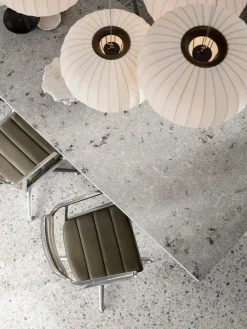 Vipp 452 Swivel Chair, dark sand fra><noscript><img width=