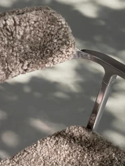 Vipp 452 Swivel Chair, dark sand fra><noscript><img width=