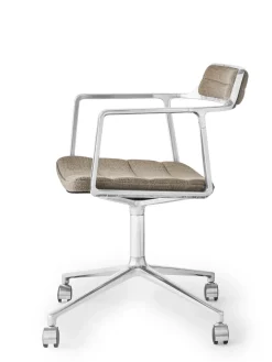 Vipp 452 Swivel Chair m/hjul, dark sand fra><noscript><img width=