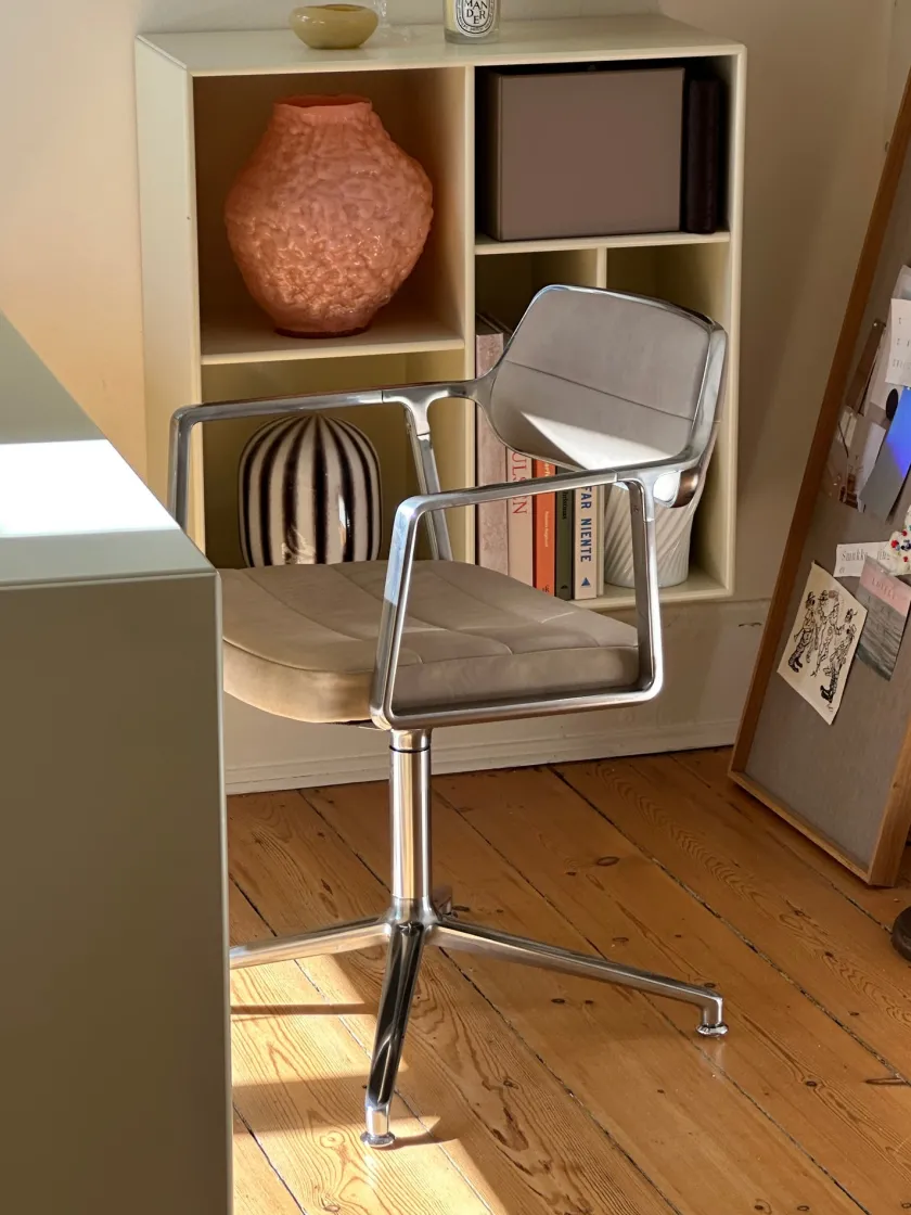 Vipp 453 Swivel Chair m/hjul fra> Kontorstole