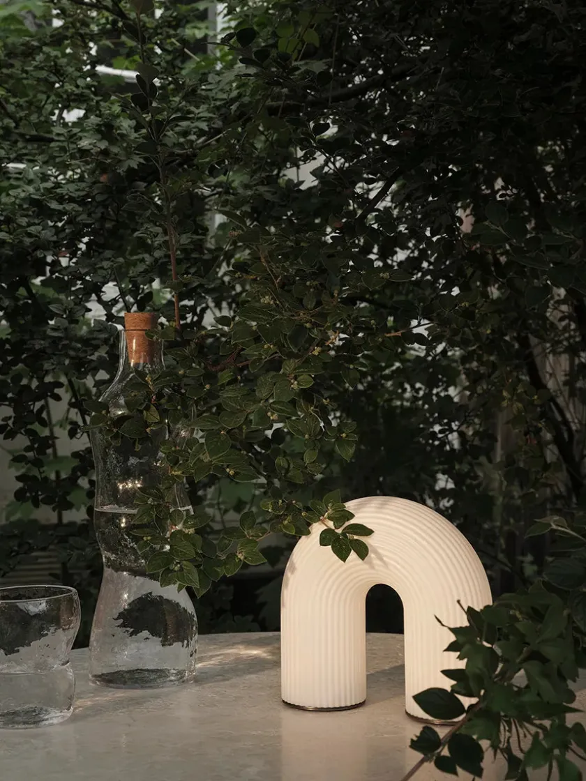 Ferm Living Vuelta bordlampe fra> Spots