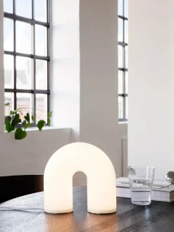 Ferm Living Vuelta bordlampe fra><noscript><img width=