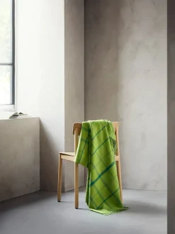Silkeborg Uldspinderi Warp & Weft Plaid, lime/grass fra><noscript><img width=