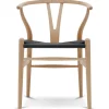 Carl Hansen & Søn Y-stol CH24, Bøg olie med sort flet af Hans J. Wegner> Spisebordsstole