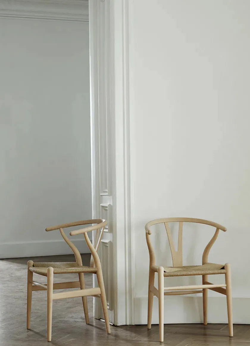 Carl Hansen & Søn Y-stol CH24, Bøg sæbe af Hans J. Wegner> Spisebordsstole