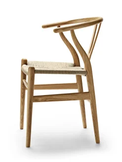 Carl Hansen & Søn Y-stol CH24, Eg lak af Hans J. Wegner><noscript><img width=