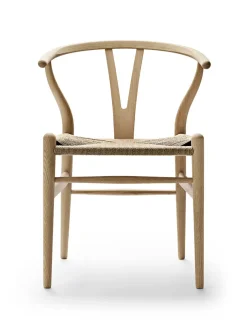 Carl Hansen & Søn Y-stol CH24, eg olie af Hans J. Wegner><noscript><img width=