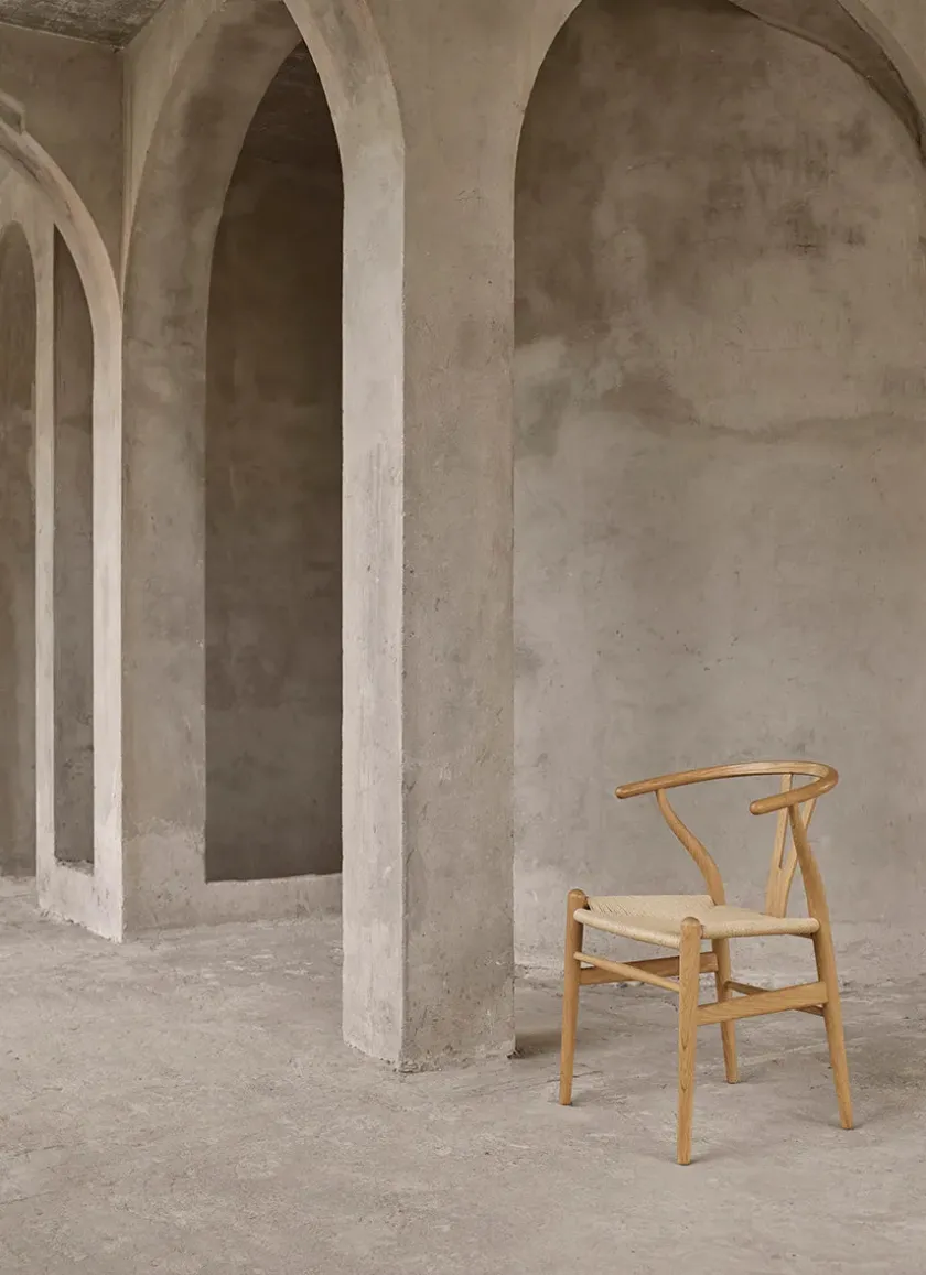 Carl Hansen & Søn Y-stol CH24, Eg røget olie af Hans J. Wegner> Spisebordsstole