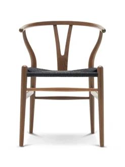 Carl Hansen & Søn Y-stol CH24, Eg røget olie med sort flet af Hans J. Wegner> Spisebordsstole