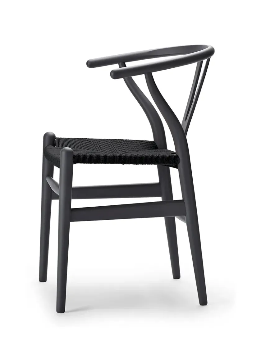 Carl Hansen & Søn Y-stol CH24 Soft Black med sort flet af Hans J. Wegner> Spisebordsstole