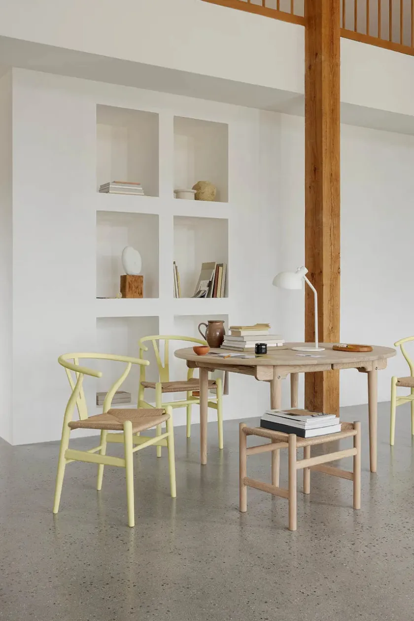 Carl Hansen & Søn Y-stol CH24 Soft Blue af Hans J. Wegner> Spisebordsstole