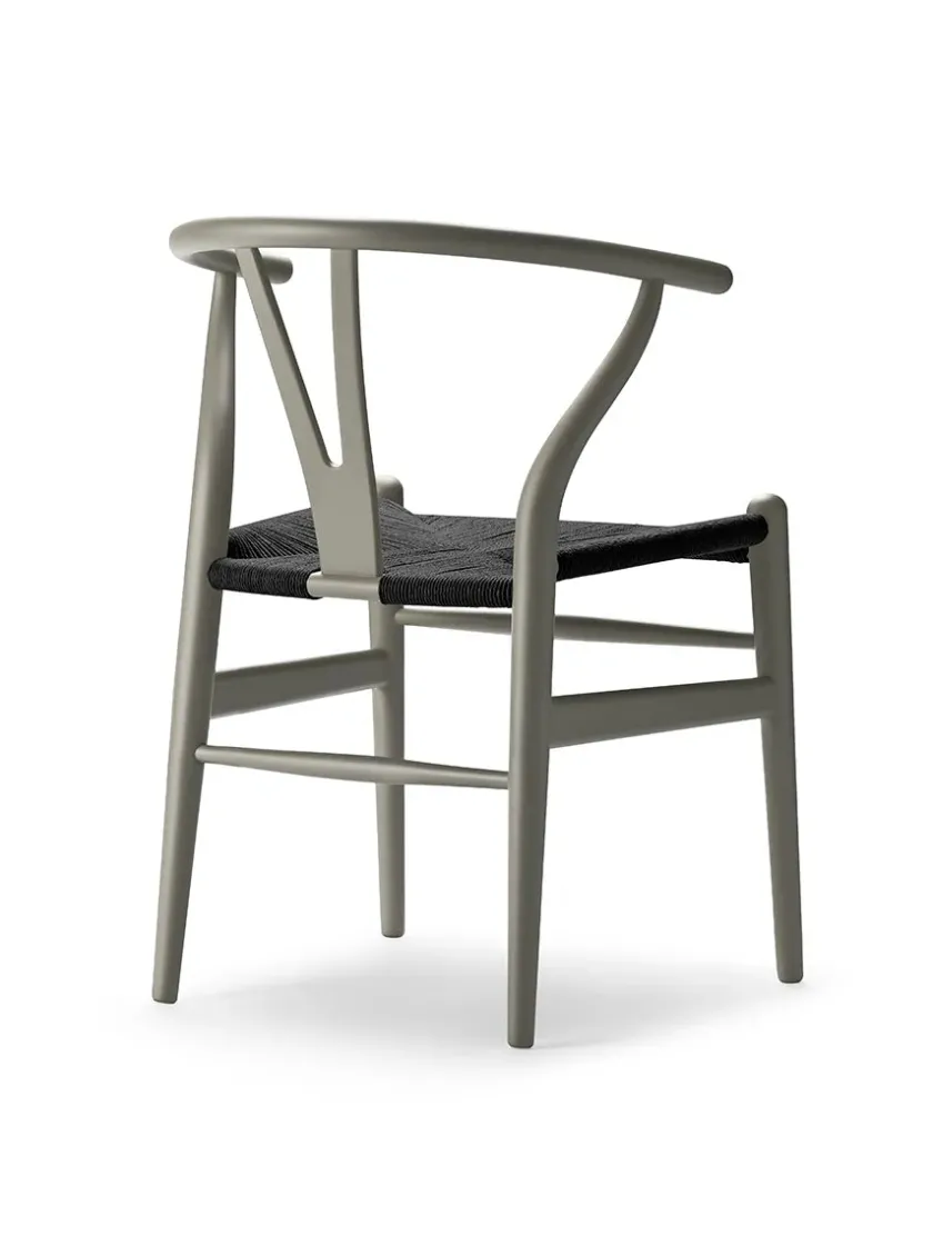 Carl Hansen & Søn Y-stol CH24 Soft Pewter med sort flet af Hans J. Wegner> Spisebordsstole