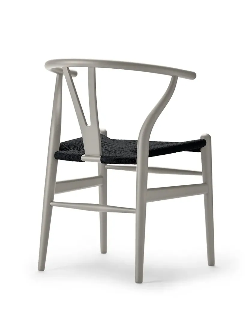 Carl Hansen & Søn Y-stol CH24 Soft Pewter med sort flet af Hans J. Wegner> Spisebordsstole