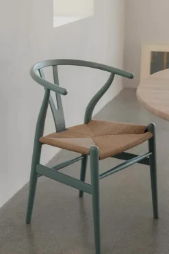 Carl Hansen & Søn Y-stol CH24 Soft Seaweed af Hans J. Wegner><noscript><img width=