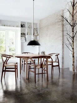 Carl Hansen & Søn Y-stol CH24, Valnød lak af Hans J. Wegner><noscript><img width=
