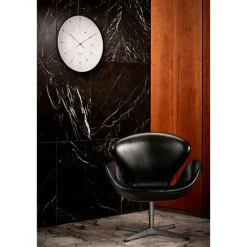 Arne Jacobsen Clocks Bankers club vægur af Arne Jacobsen (Ø: 12)> Gaver Til Ham|Vægure