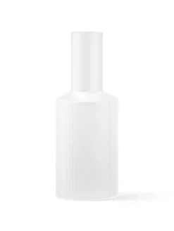 Ferm Living Ripple Carafe Frosted fra> Kander|Service